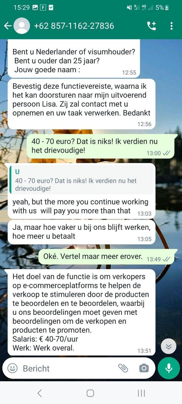 Hier Weer Een Oplichter Waar Helaas Niet Echt Normaal Mee Te Communiceren Valt Screens